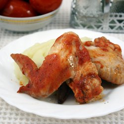 Куриные крылышки в томатно-медовом соусе